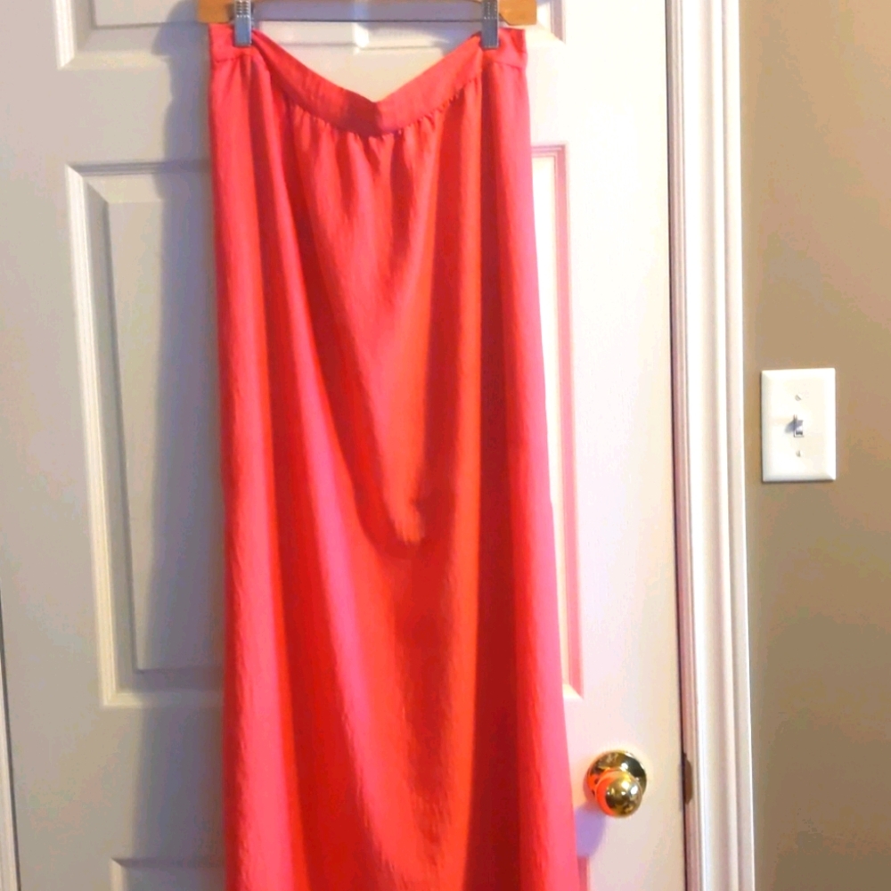 Coral skirt